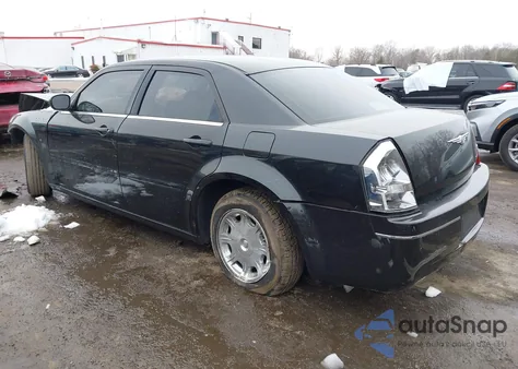2006 Chrysler 300 Touring z USA, uszkodzony, nr VIN 2C3KA53G86H428631